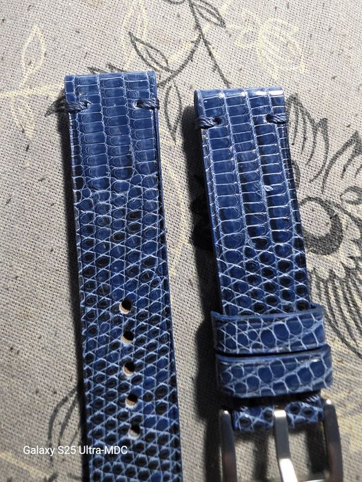 Vând 2 curele handmade din piele exotica de piton și iguană pentru ceas 22mm