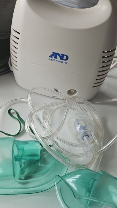 Продам ингалятор для взрослых и детей