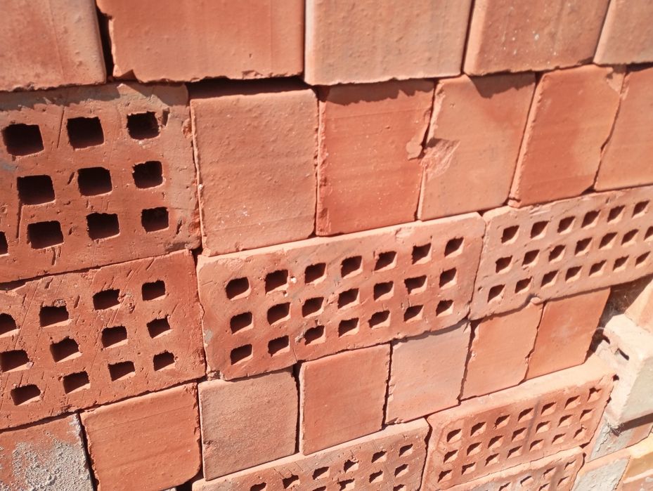 Кирпич новый полуторка