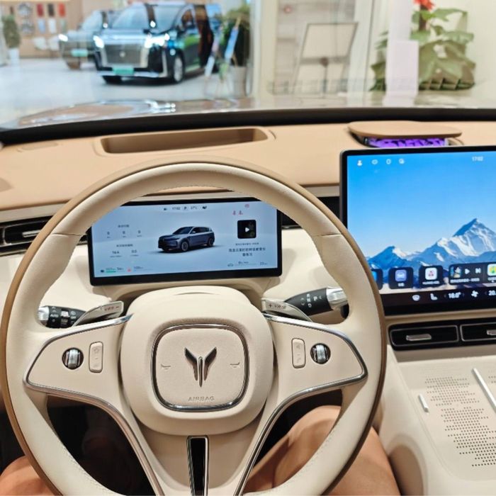 VOYAH FREE + 4WD Quankin самый фулл рестайлинг 2026