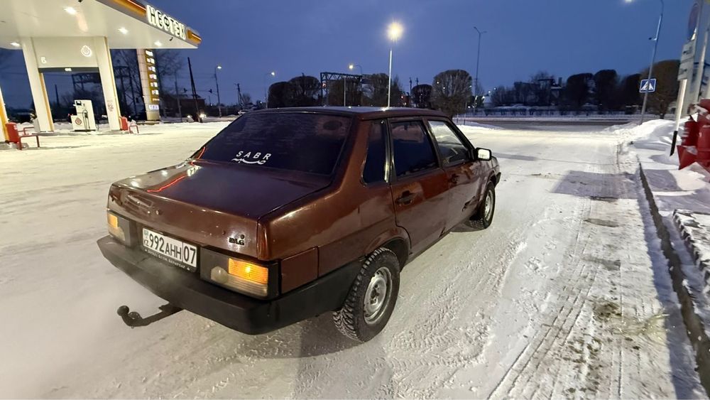 Продам Ваз 2199 , цена 400 000 тг тор у капота