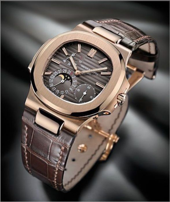 Продаются часы patek pfillipe  механические с автоподзаводом