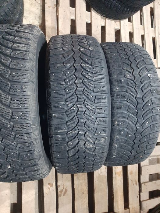 Продам шины 285/65/17 бриджистон
