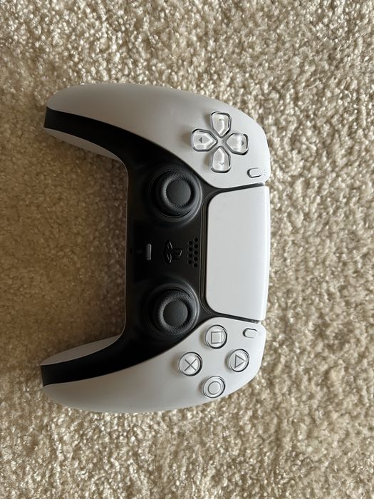 Controller Playstation 5 cu joystickuri TMR