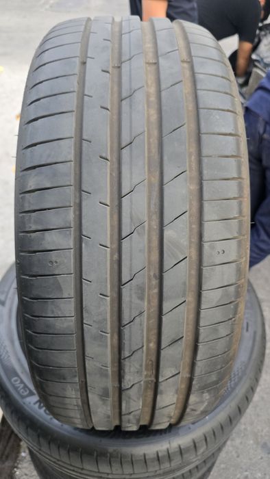 245/45/R19 HANKOOK ion evo