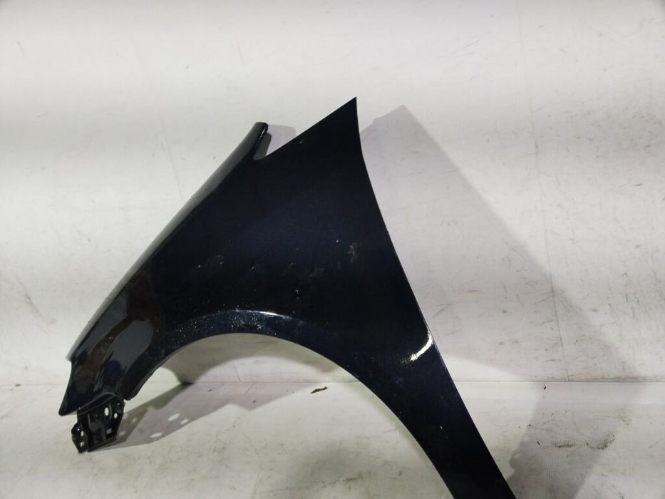 Aripa stanga fata VW Touran, 2010, 2011, 2012, 2013, 2014. 10370