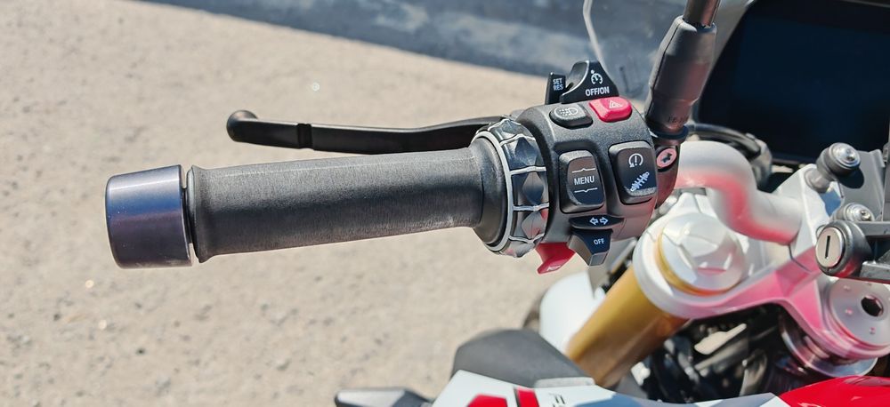 BMW F900. Турър.