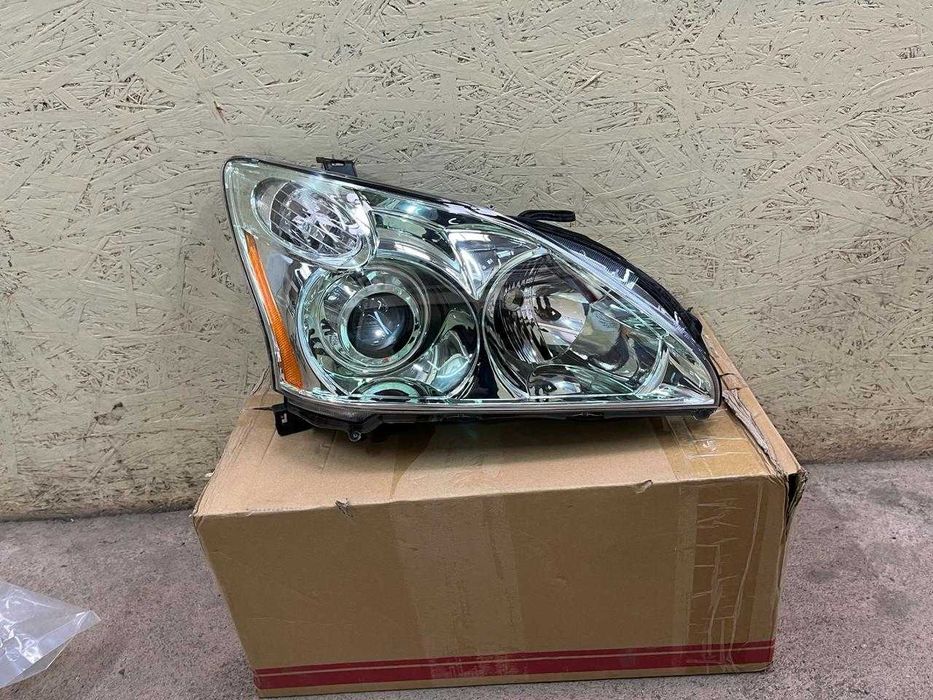 Фара левая  Лексус Рх330/ рх350/ 2004 / Lexus RX300/RX330/HARRIER 2006