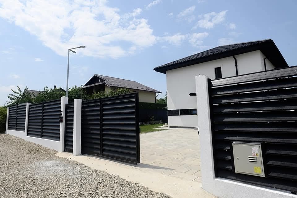 Vând garduri și porți