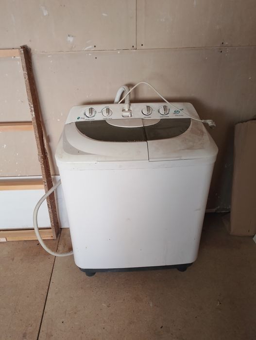 Стиральная машина полуавтомат