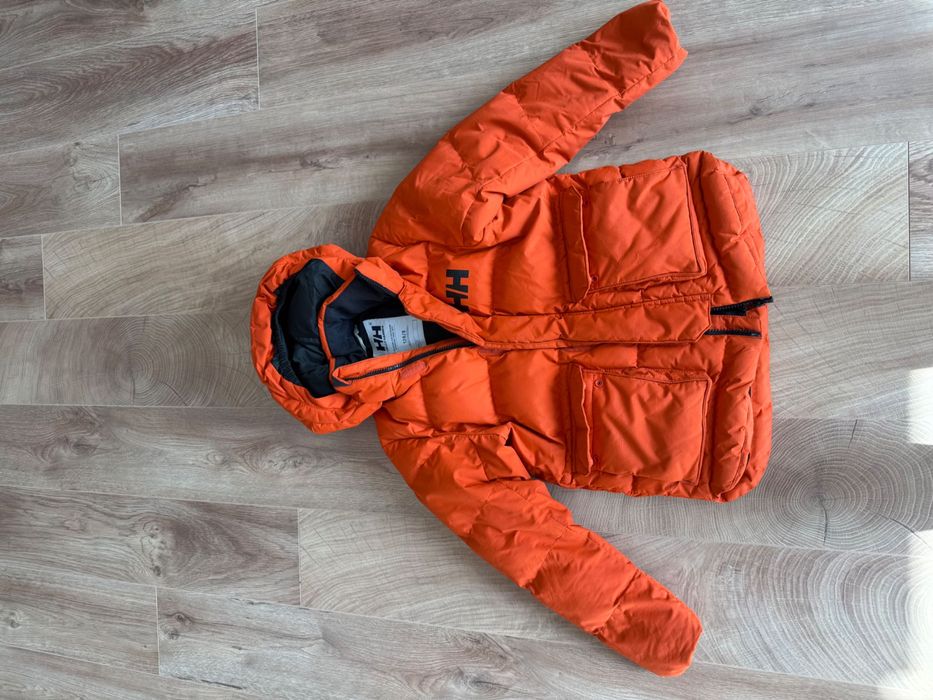 Helly Hansen - оригинално зимно яке 8г. или 128 см