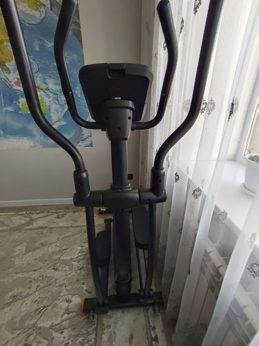 Эллиптический тренажёр генау