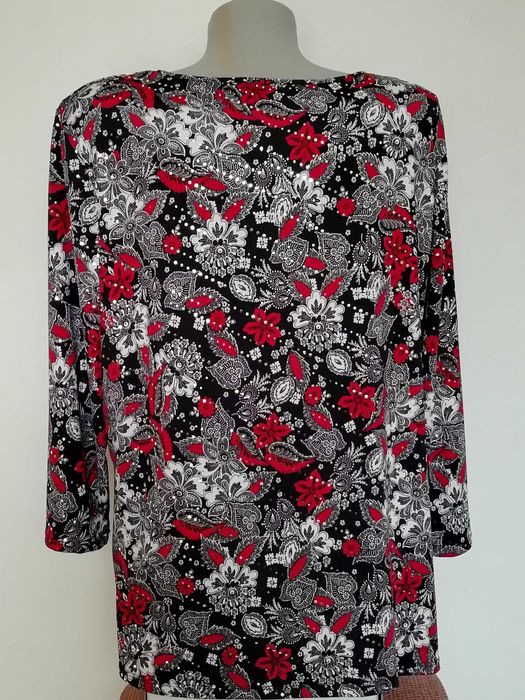 Нова елегантна цветна блуза XL