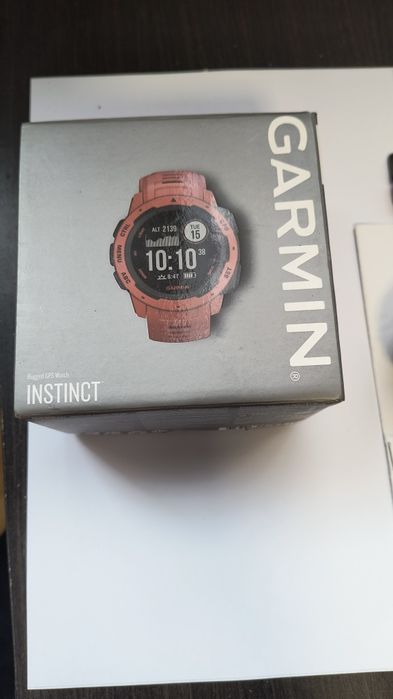 Garmin instinct смарт часовник