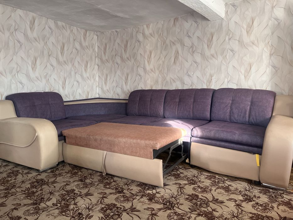 Продам большой диван 4 метра