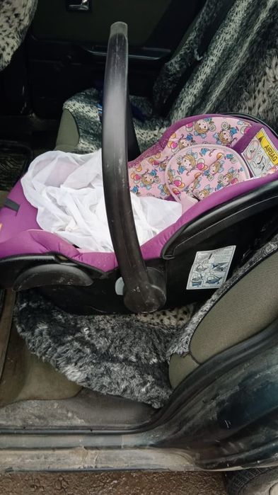 Продам автолюльку