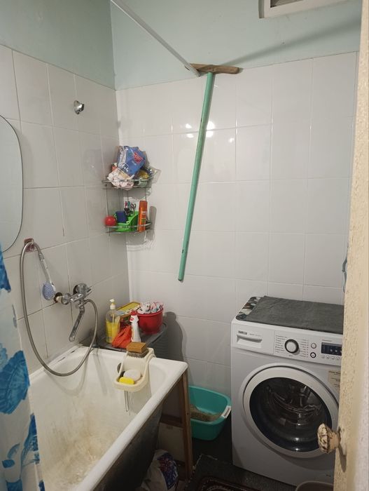 Продается квартира на Чиланзаре 10 кв 2-3/4/4