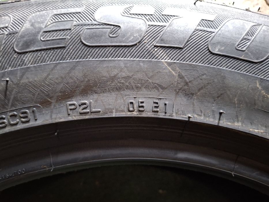 255 55 18 Bridgestone DOT 2021 vara NOI