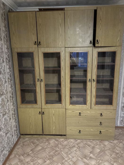 Мебель б/у шифоньеры