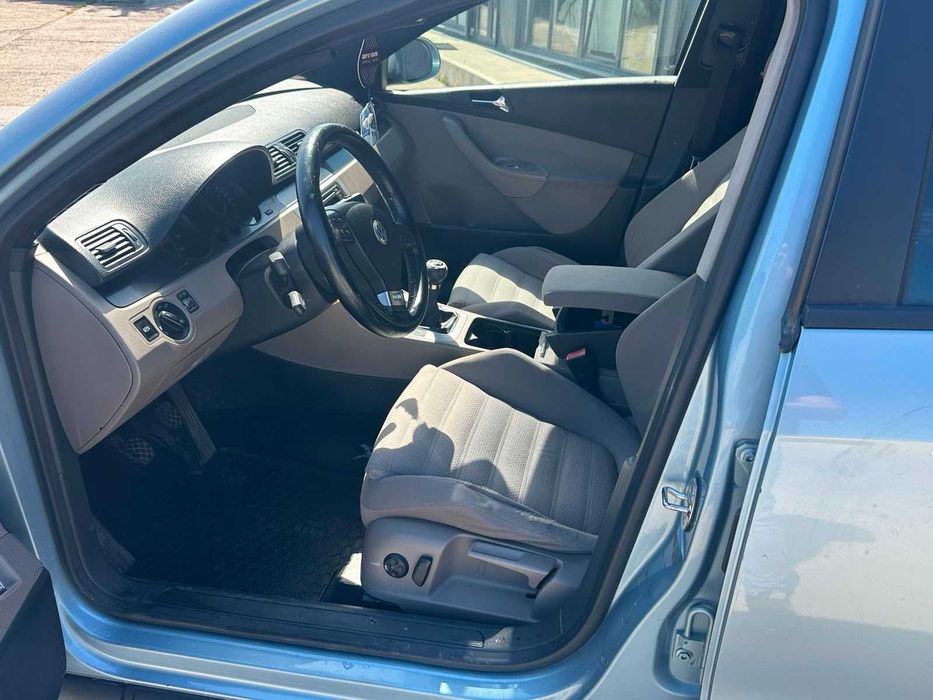 VOLKSWAGEN Passat 2005 — imagine 4