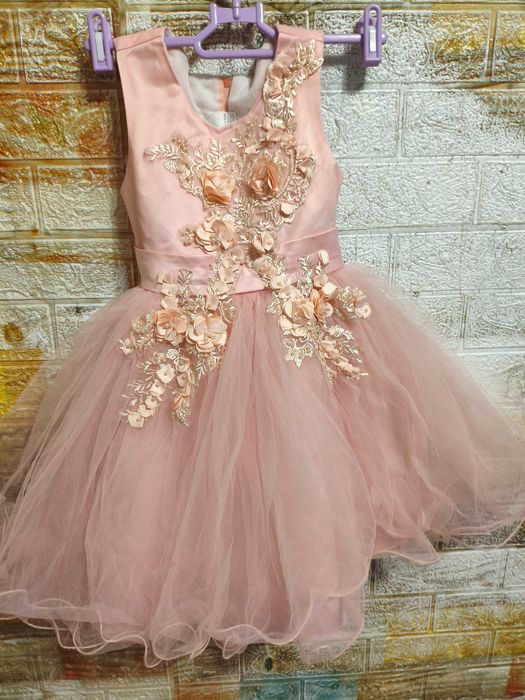 Детски рокли, различни размери