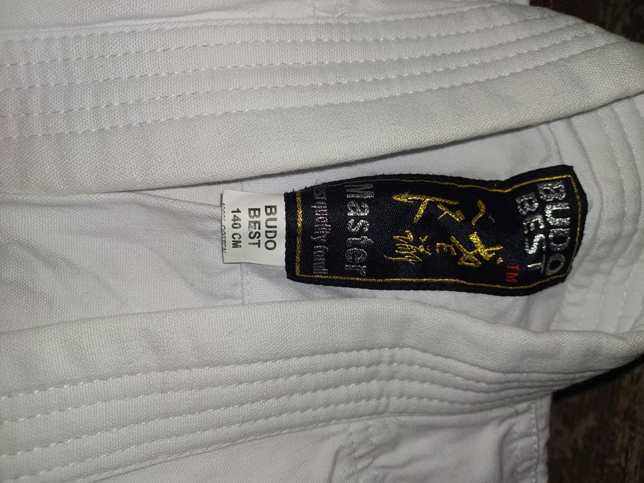 Екип за карате 140 см