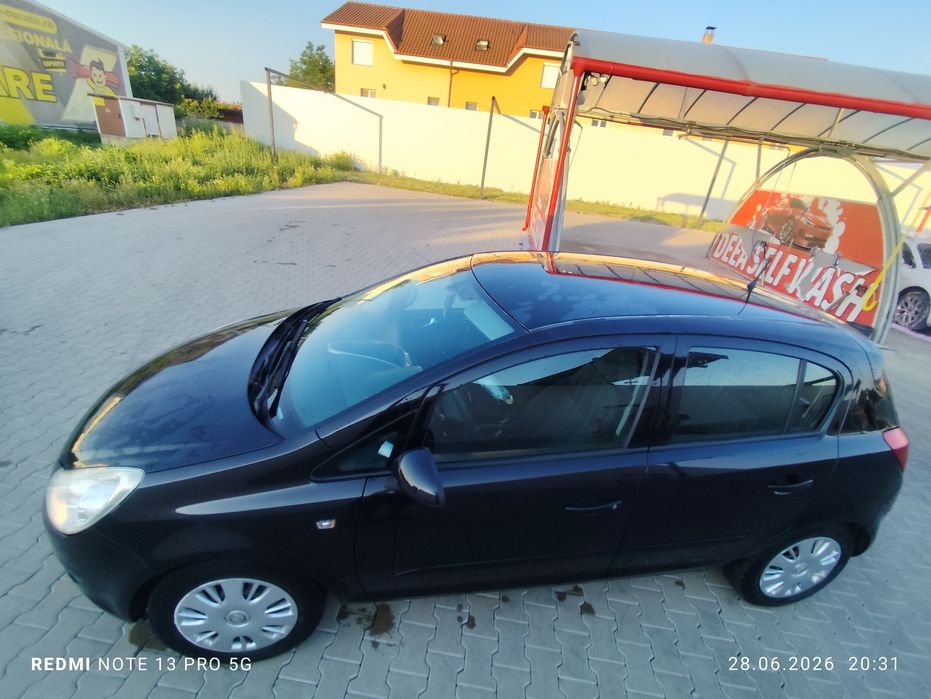 Vând Opel CORSA  in stare  foarte buna
