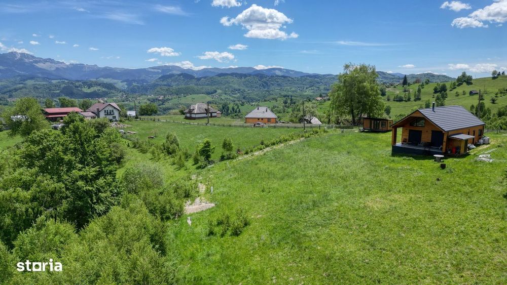 Teren intravilan 1400 mp in satul Pestera, Comuna Moieciu, zona Bran