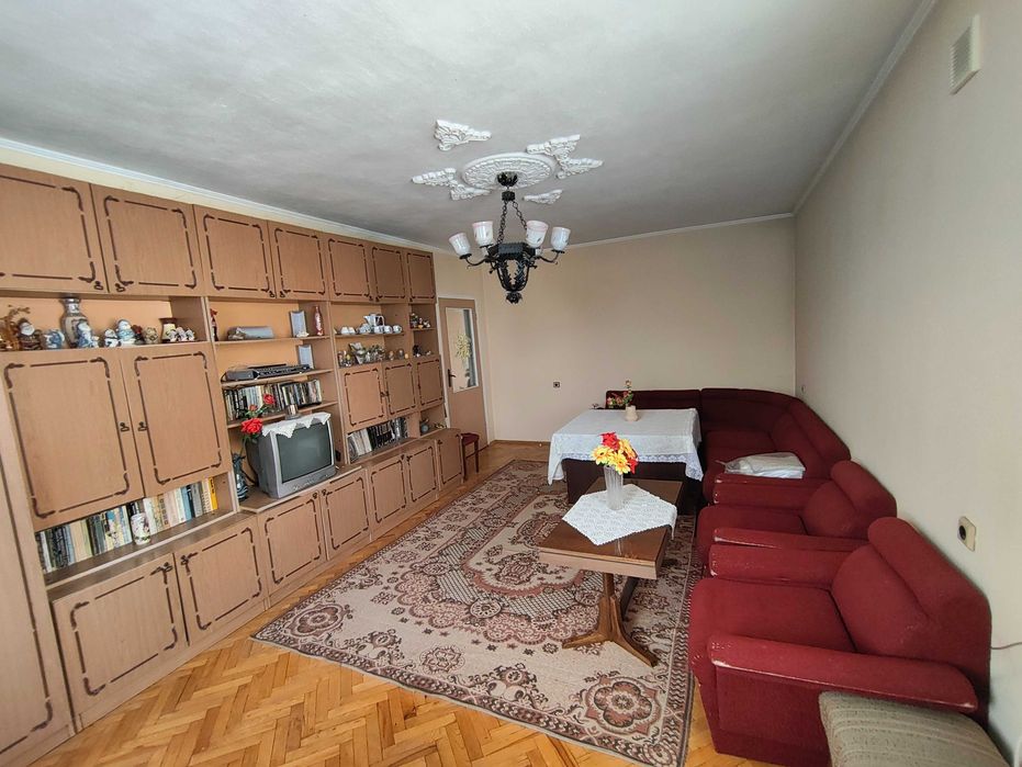 Продава се Етаж от къща в Търговище, Вароша - 115 кв.м за 1433 €/кв.м - Снимка #1