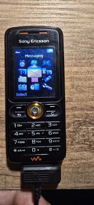Telefon Colectie: Sony Ericsson W200i Black