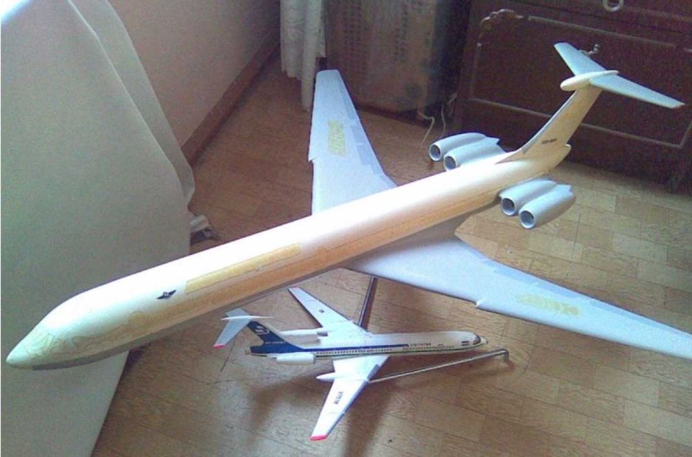 модель самолёта ИЛ-62 в масштабе 1/48!! Аэрофлот СССР 1974