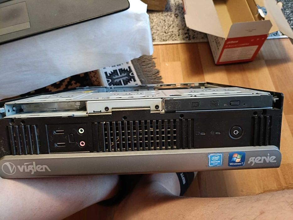 Carcasa PC desktop format ingust SFF - sursa + unitate DVD-RW + cabluri + cooler special pt acest tip de carcasa
