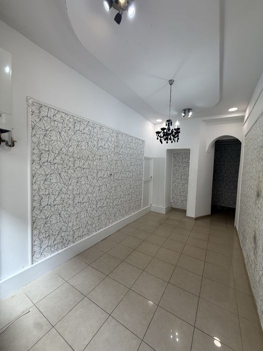 Spatiu comercial Cuza Voda nr. 7, 21mp, 800e tva inclus