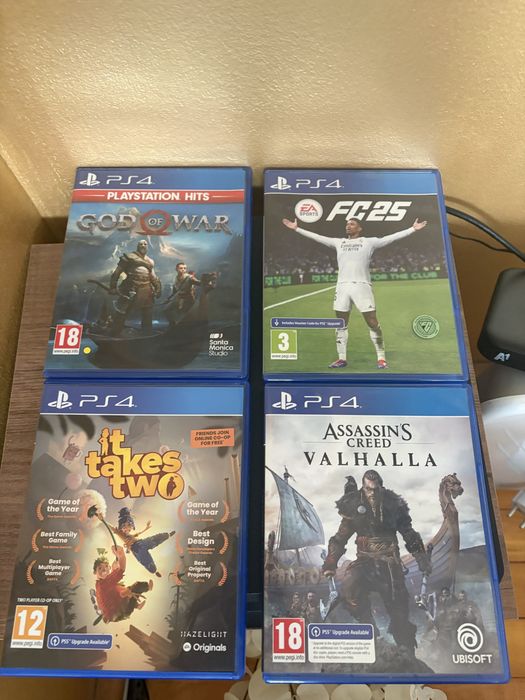 Ps4 с четири игри