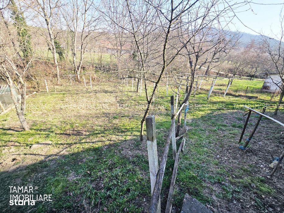 Casă Deosebită cu 5 Camere - Teren 900 mp