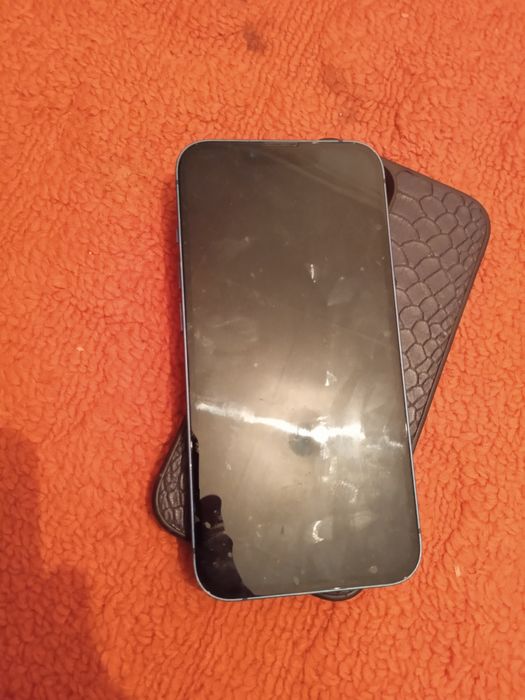 Айфон 13 без гарантии