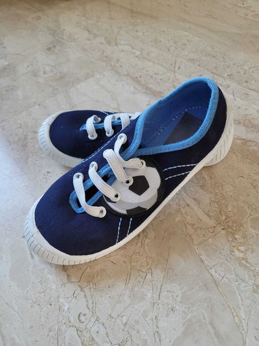 Tenisi panza noi, baieti, marimea 31