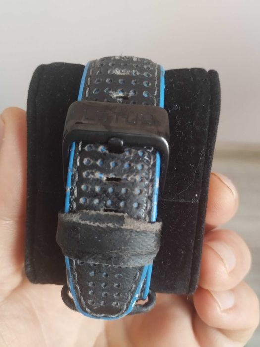 Часовник Lotus кожа син