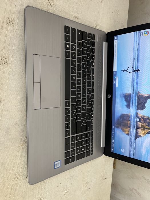 Лаптоп HP  8GB RAM Топ батерия