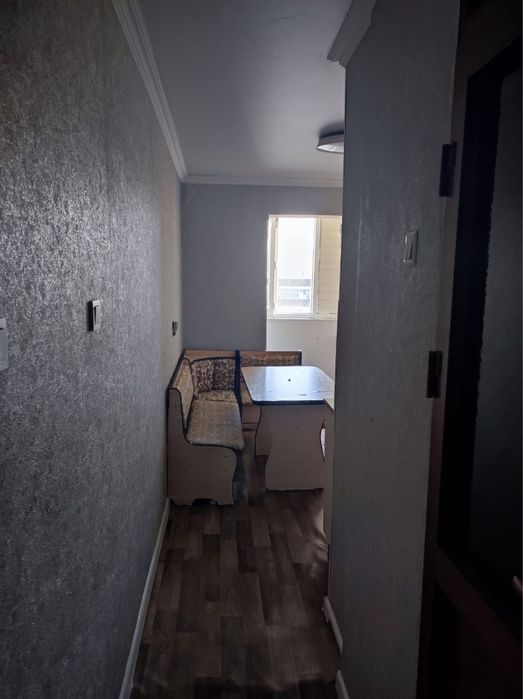 1 мкр 3 бөлмелі квартира сатылады