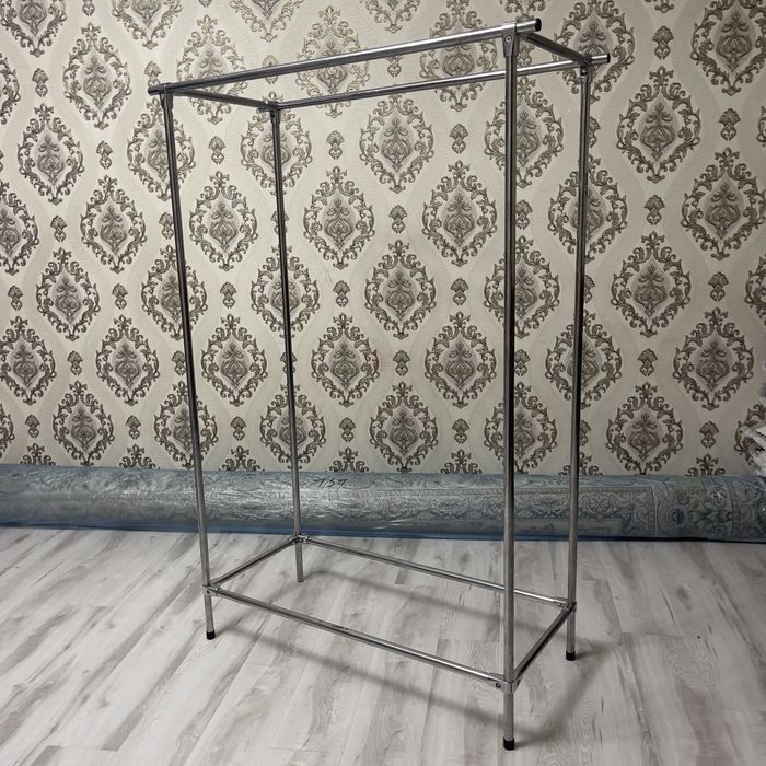 Veshilka srochno sotiladi