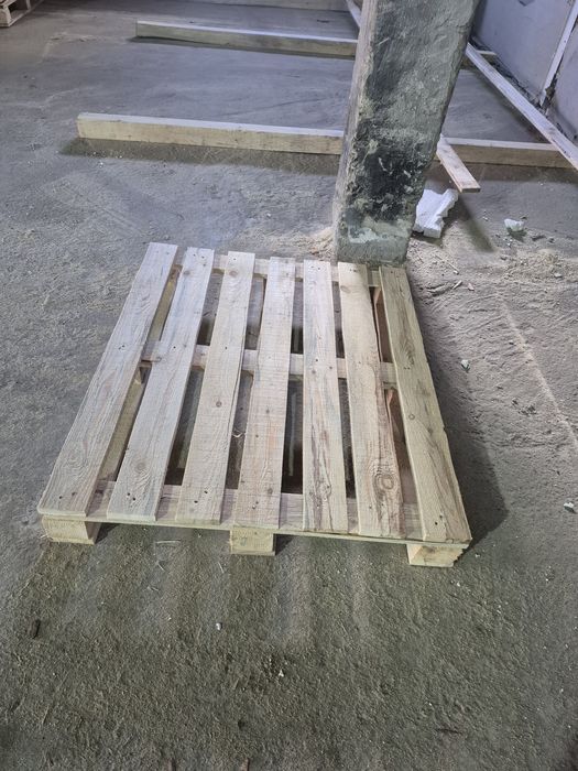 Поддоны ,паллеты