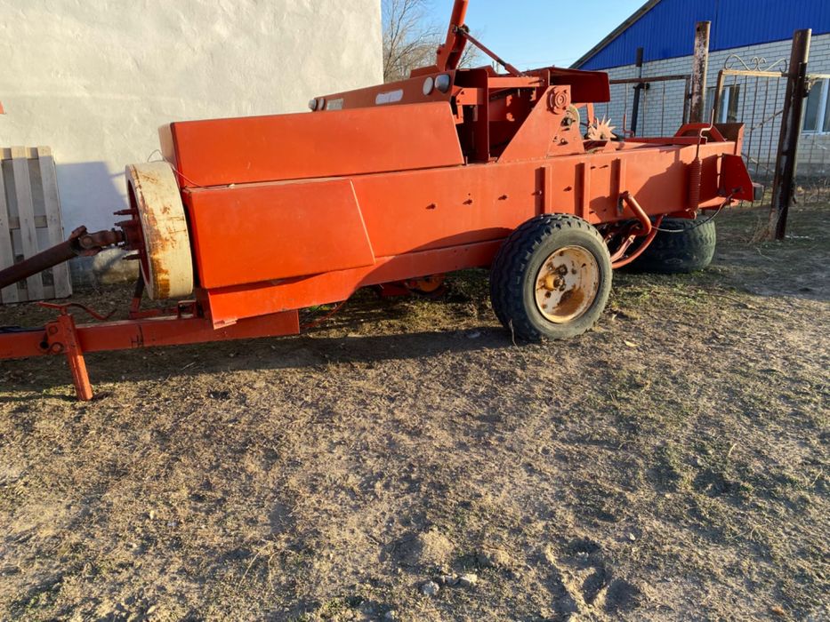 Пресс подборщик.