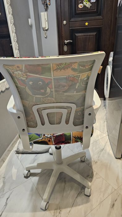 Детски стол за бюро