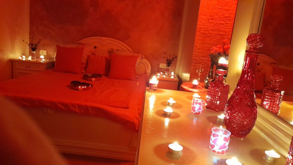 Locatie Discreta!!!Inchiriez Camera matrimoniala ptr. tranzit...etc