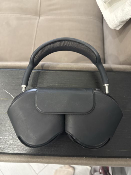 AirPods наушники