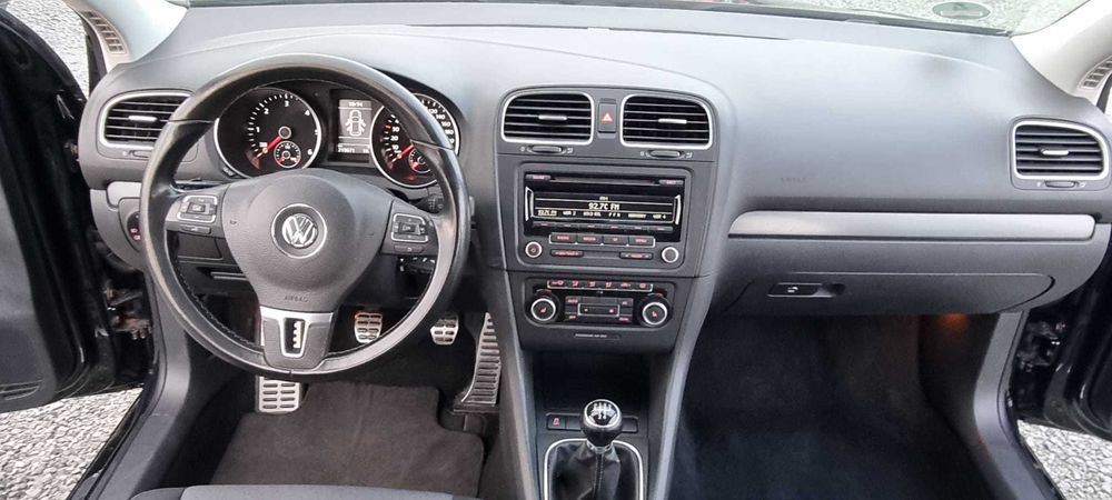 VW Golf 6 1.6 TDi 105 Cp 2011 Euro 5 Rate sau Cash