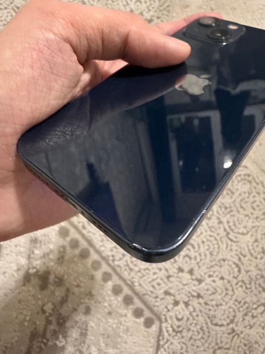 Продам iPhone 13 айфон 13