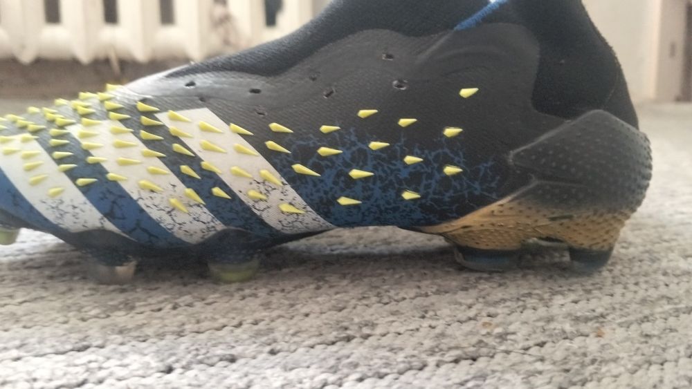 Бутсы adidas оригинал