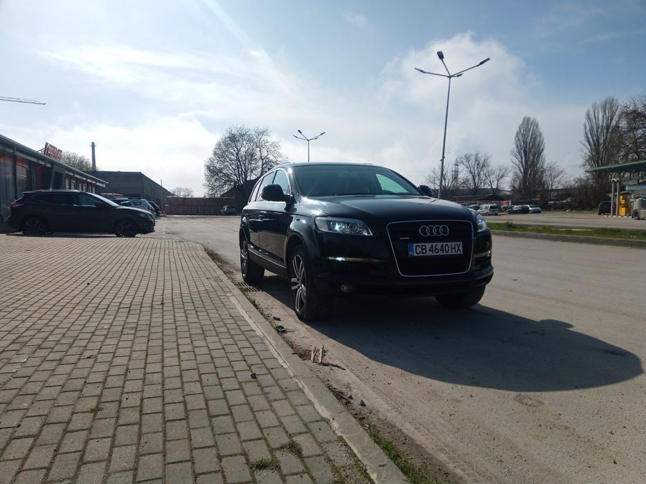 Продавам Audi Q7 -3.0Tdi